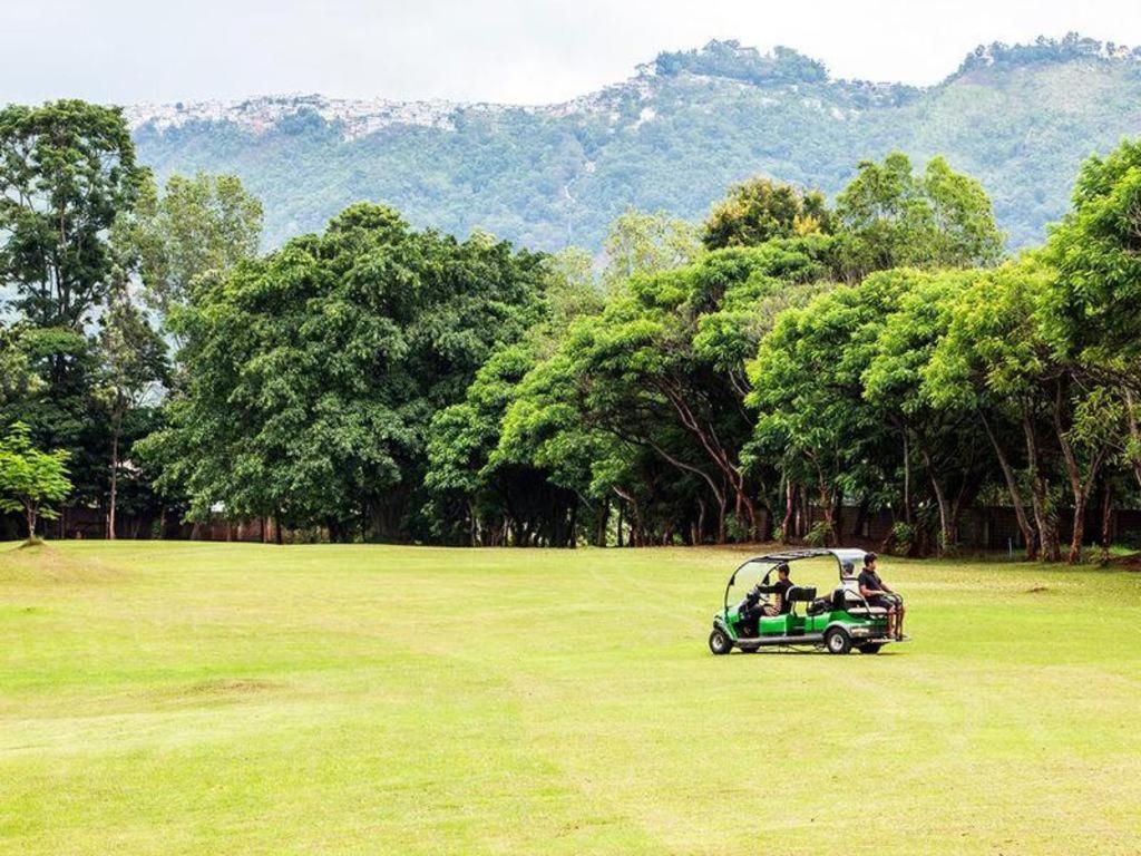 Aye Thar Yar Golf Resort Taunggyi Exterior foto