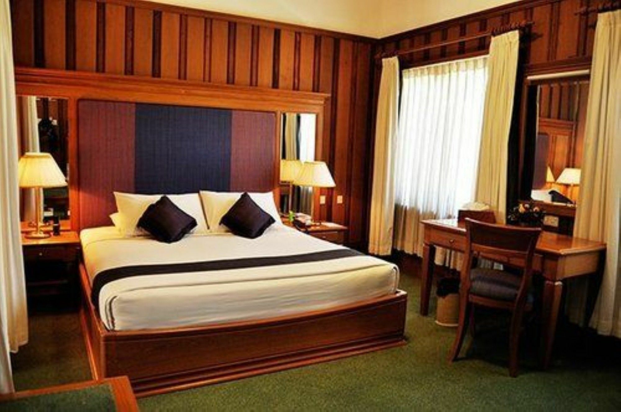 Aye Thar Yar Golf Resort Taunggyi Exterior foto